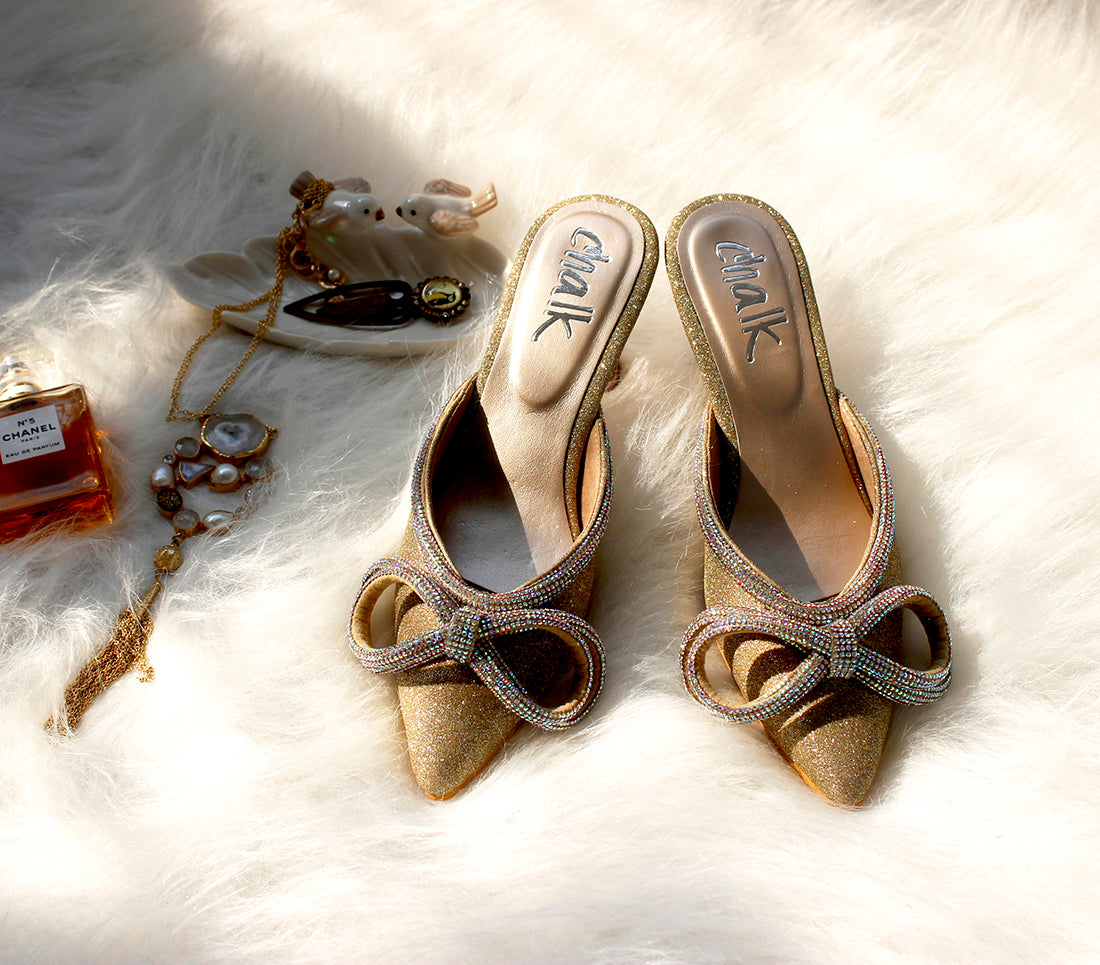 Chalk Athena Double-Bow Gold, Women's Kitten Heels